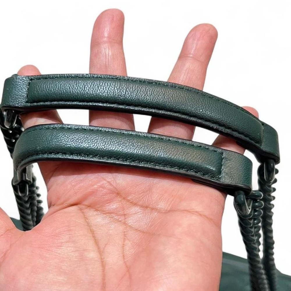 Kurt Geiger Emerald Green Quilted Chain-Handle Shoulder Bag - Picture 15 of 16